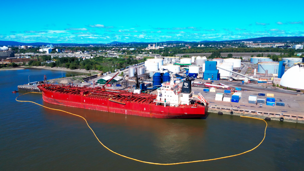 deployment of booms image