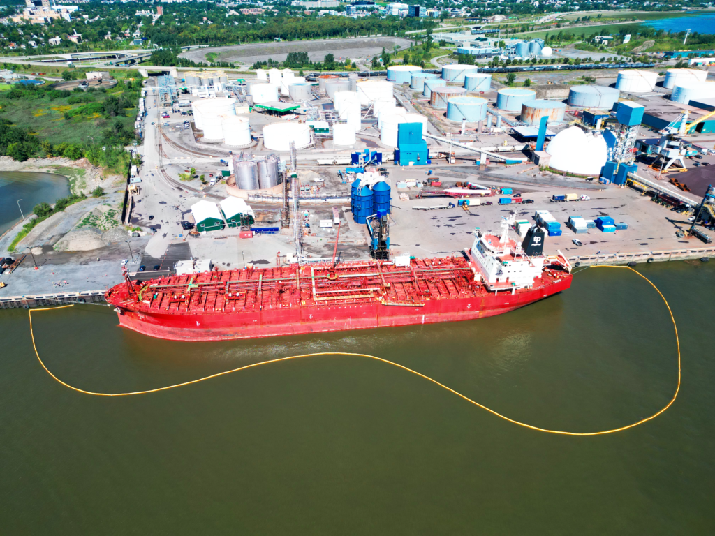 deployment of booms image